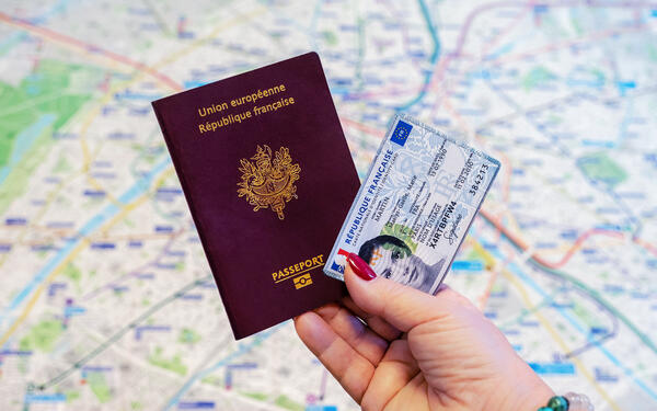 Carte nationale identité CNI PASSEPORT